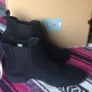 TOMS Ella booties Black size 9